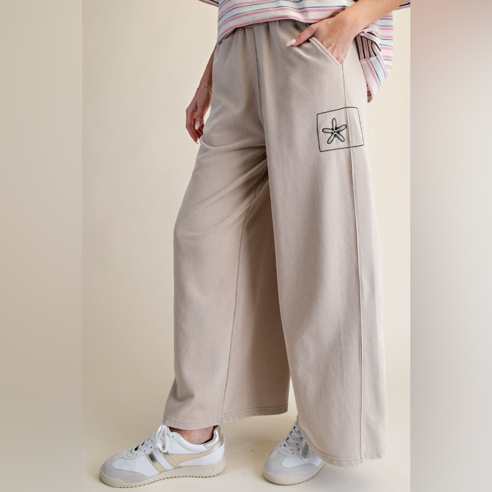Easel Khaki Embroidered Flower Mineral Washed Terry Knit Pants - NWT